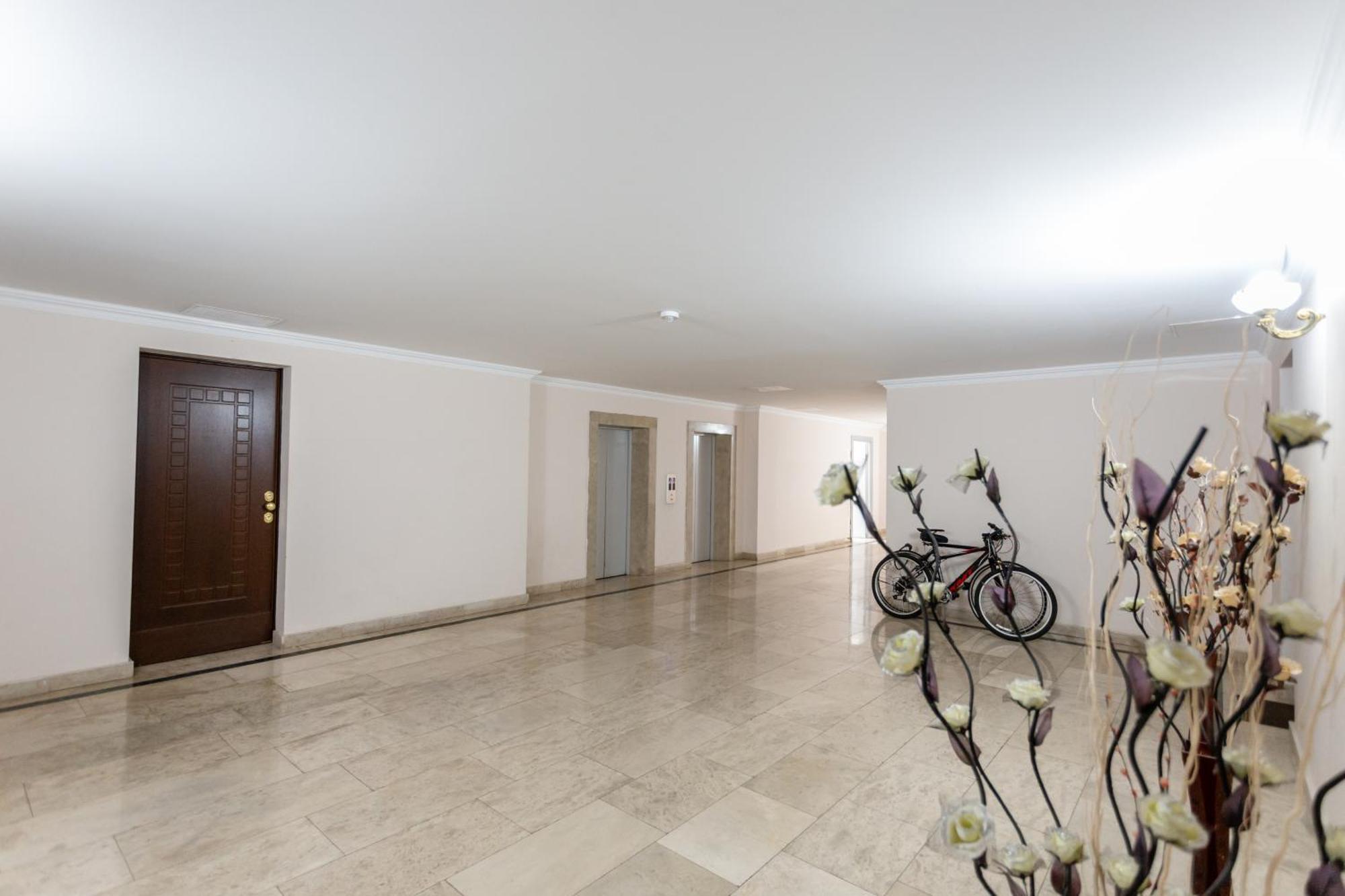 Serviced Apartment On Rustaveli Avenue 9 Tbilisi Bagian luar foto