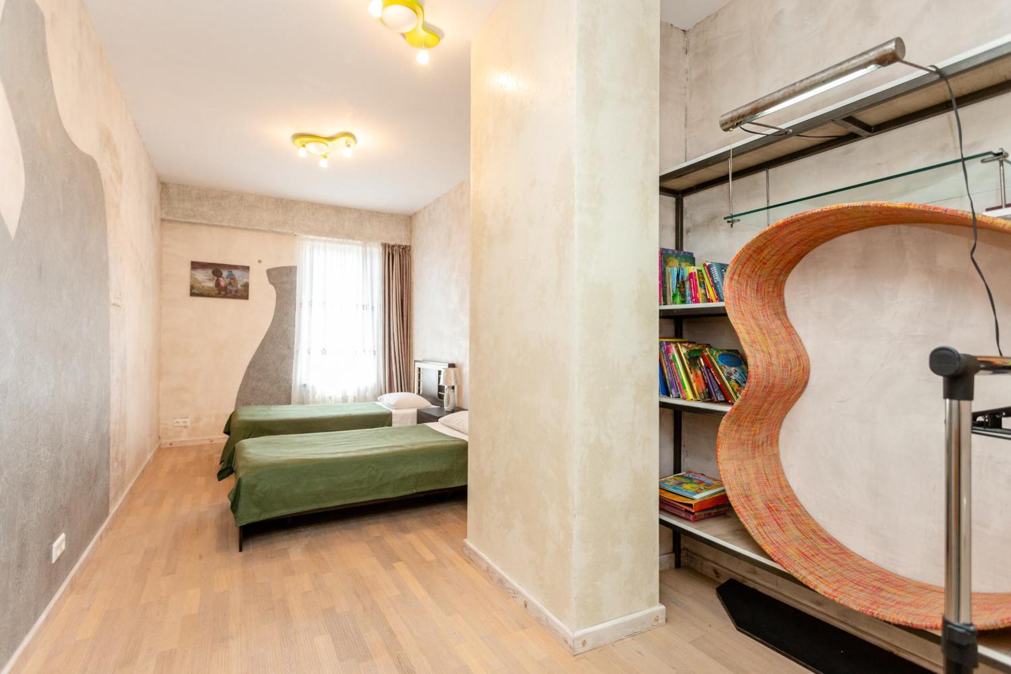 Serviced Apartment On Rustaveli Avenue 9 Tbilisi Bagian luar foto