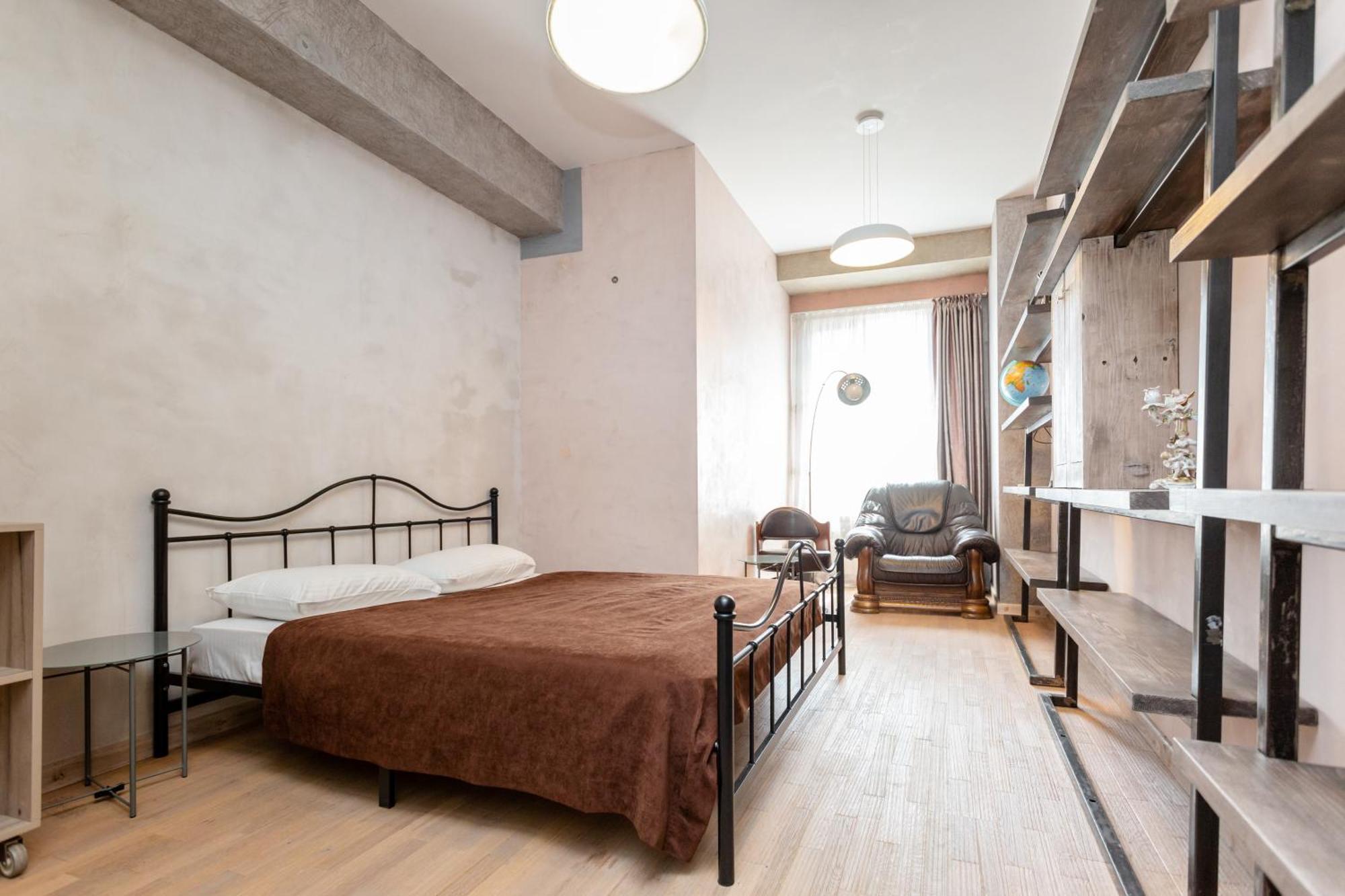 Serviced Apartment On Rustaveli Avenue 9 Tbilisi Bagian luar foto