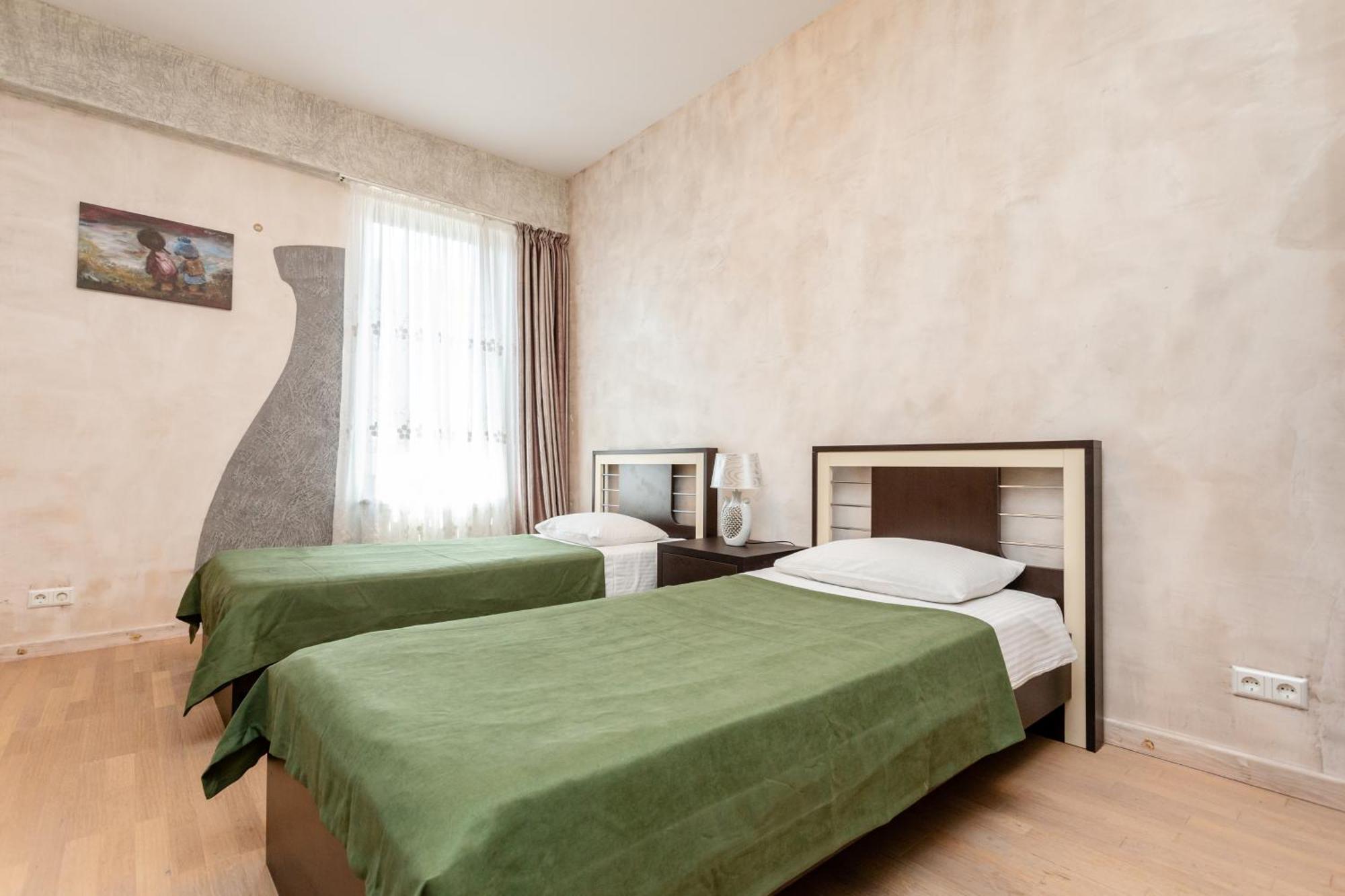 Serviced Apartment On Rustaveli Avenue 9 Tbilisi Bagian luar foto